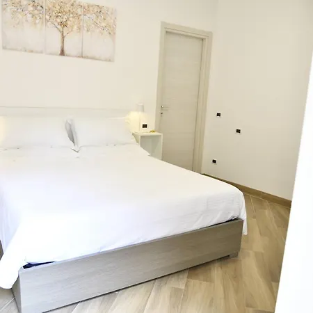 Casetta Tra Laghi E Montagne Apartment *